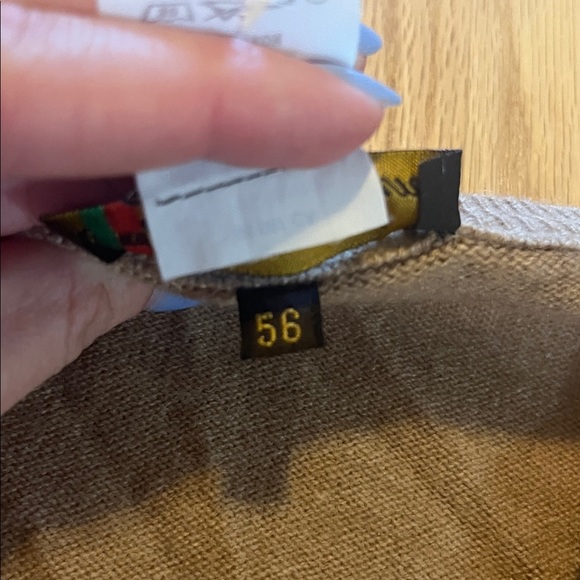 Loro Piana Camel Cashmere V-Neck Sweater Sz 56 - Picture 4 of 8